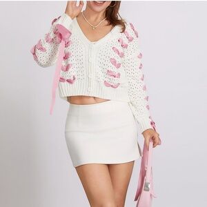 Cream Knit Cardigan with Pink Ribbon Lace-Up Detail – Women’s Medium
